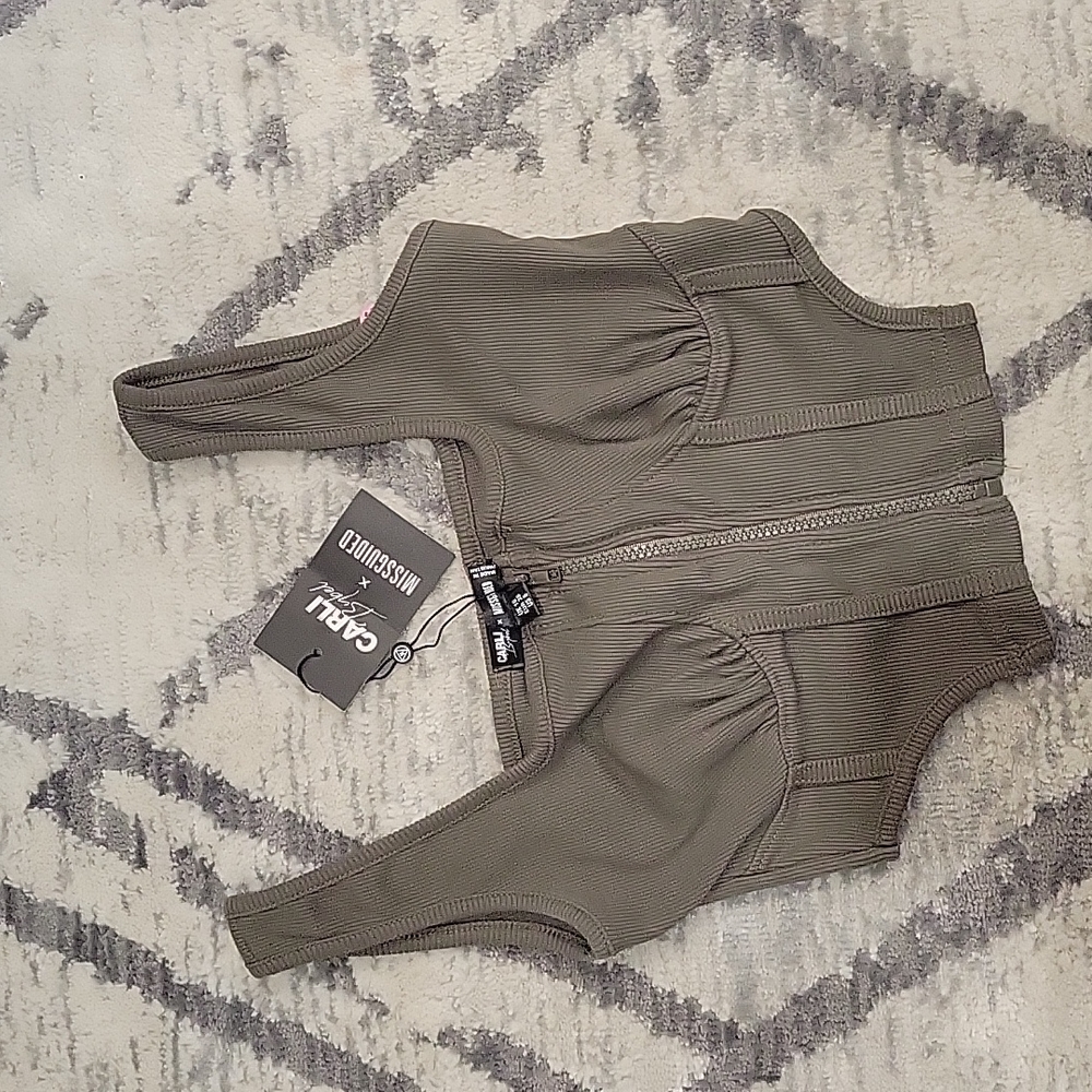 LIMITED EDITION Carli Bybel x Missguided Crop Top